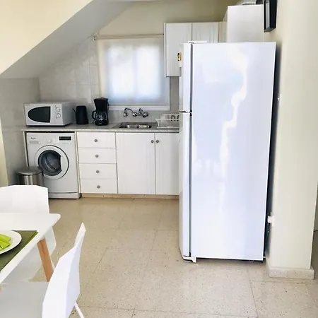 Mimoza Apartament *